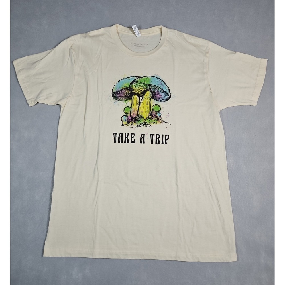 Bioworld Mens Take A Trip Mushroom Graphic T Shirt Size Large NWOT